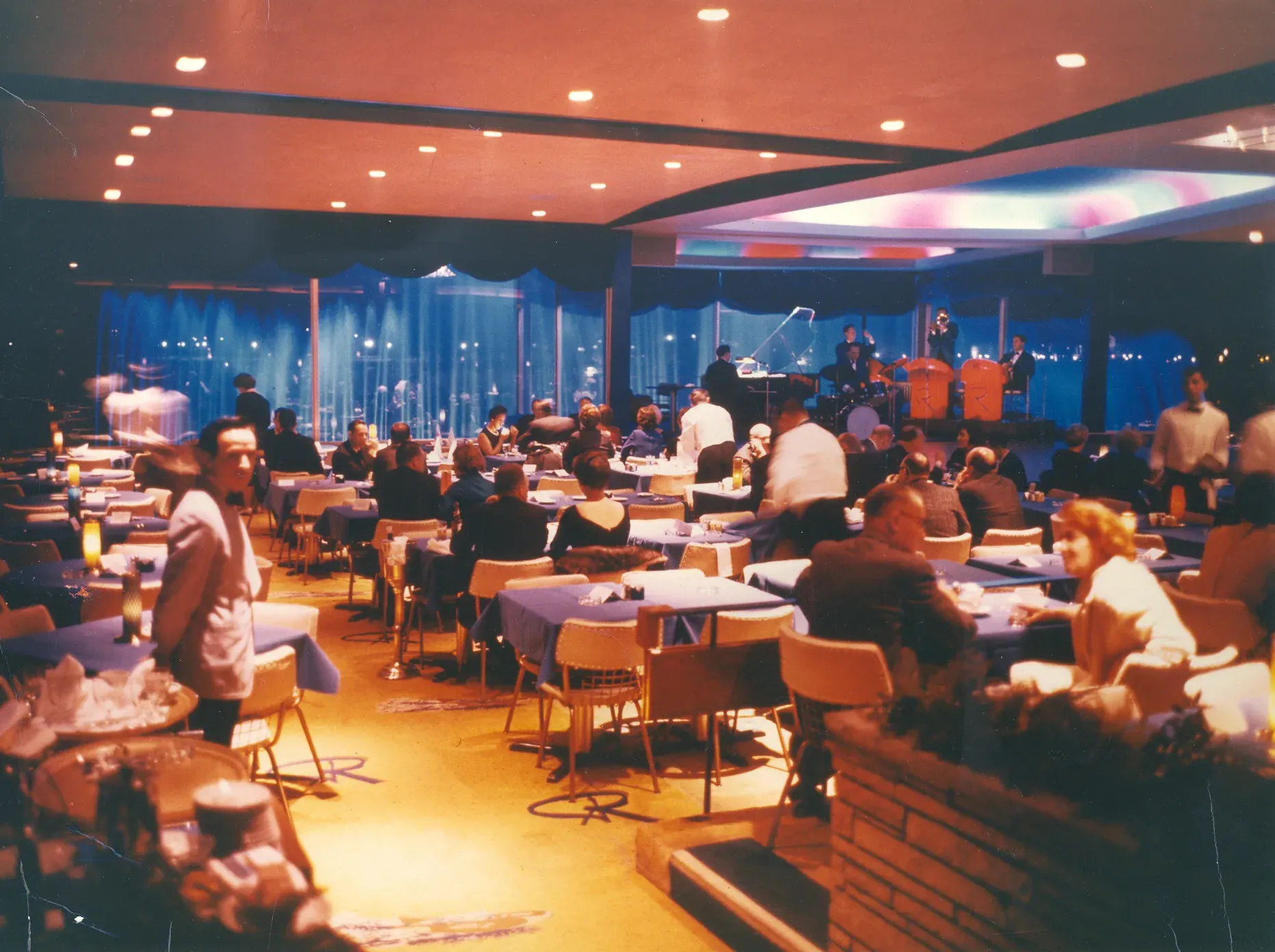 Roostertail detroit club interior in color, Heritage at The Roostertail, Detroit