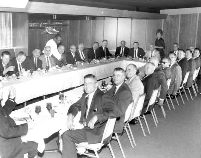 Roostertail detroit long banquet table, Heritage at The Roostertail, Detroit