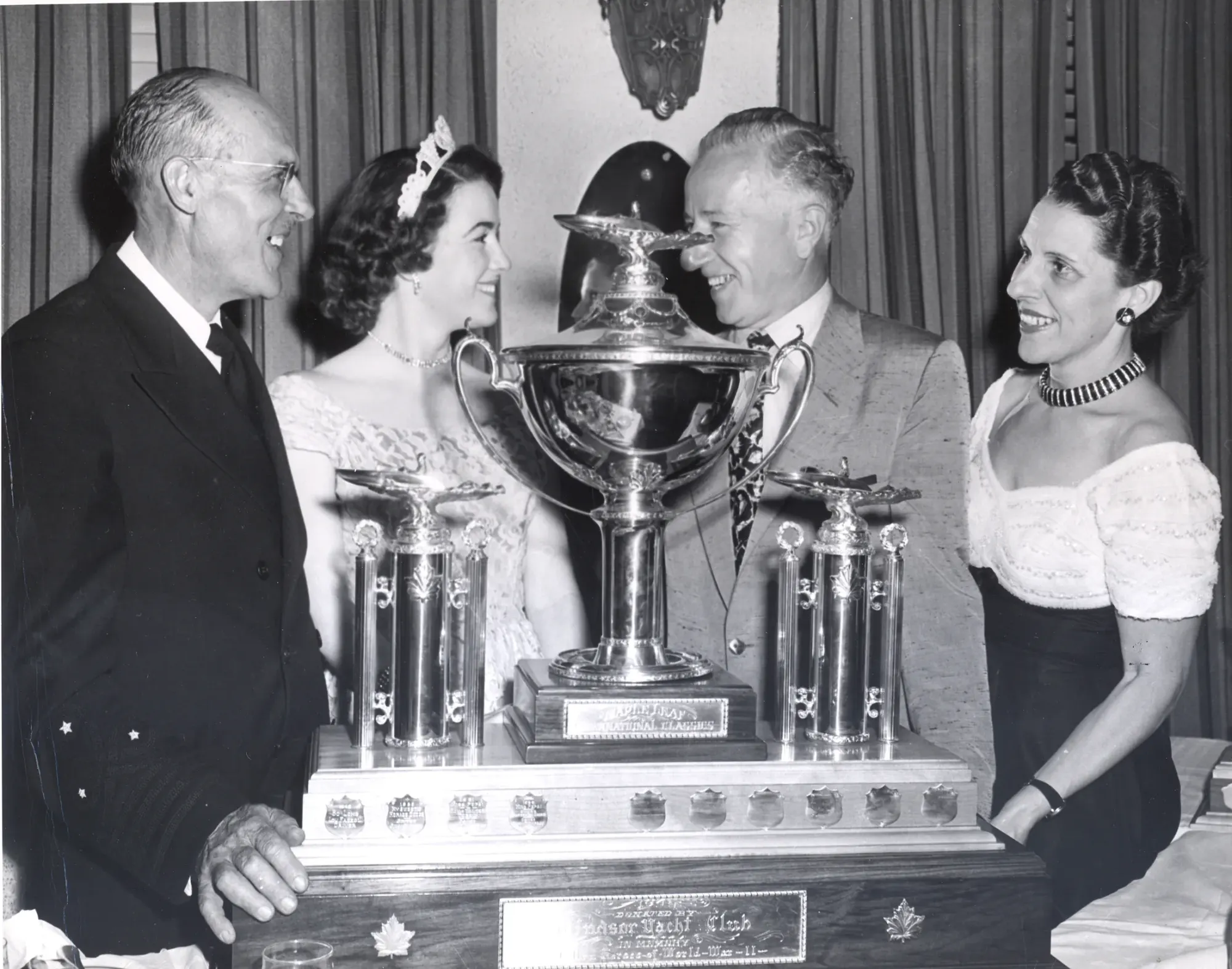 Roostertail detroit maple leaf international classic trophy, Heritage at The Roostertail, Detroit