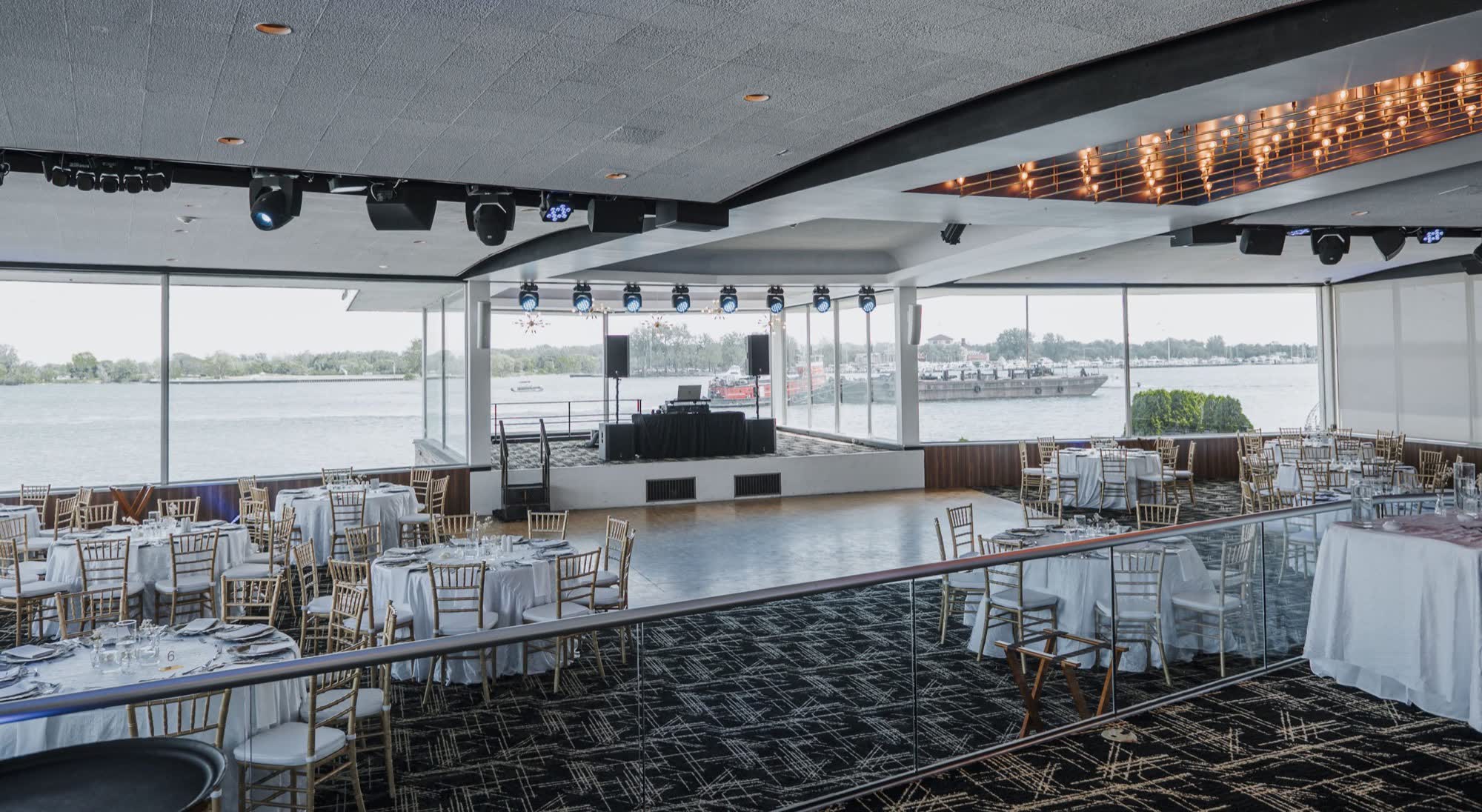 Detroit skyline wedding venue marine room panorama, Marine Room at The Roostertail, Detroit
