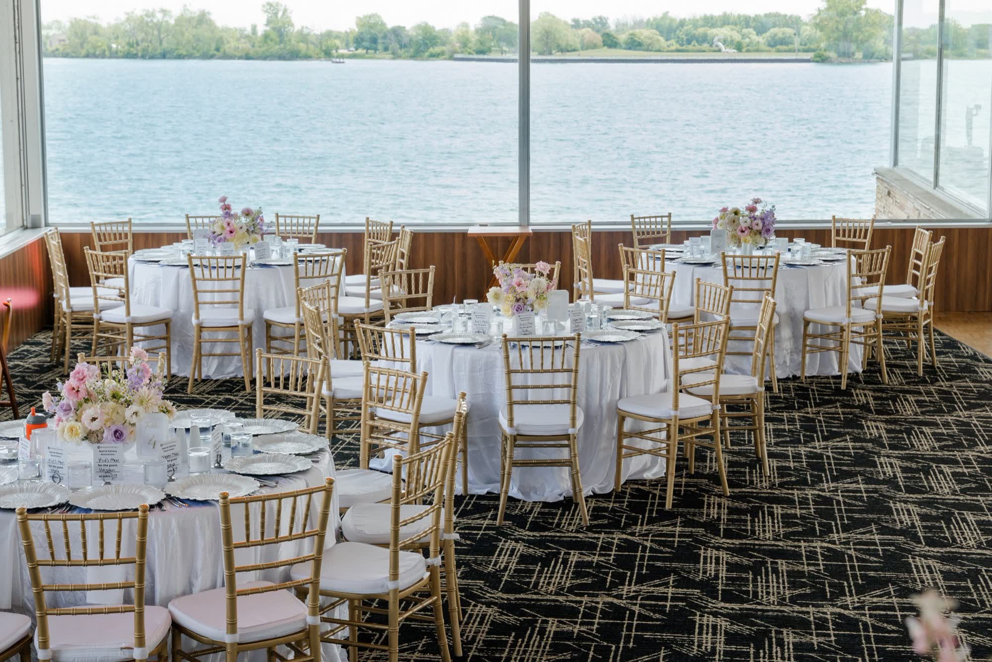 Marine room detroit waterfront wedding venue tables, Marine Room at The Roostertail, Detroit